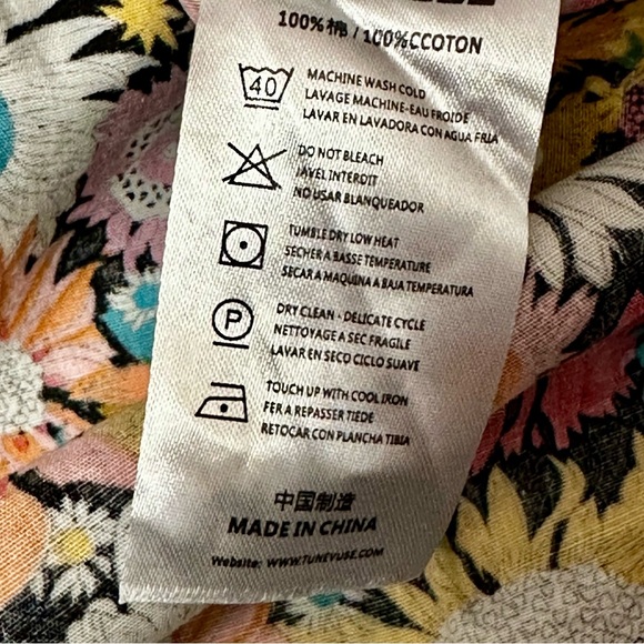 Tunevuse Mens Sz XL Vibrant Floral Button Down Shirt Regular Fit Happy Hipster - Picture 12 of 12